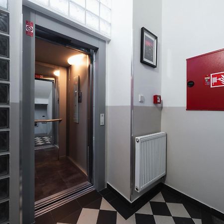 Hotel Leon Praag Buitenkant foto