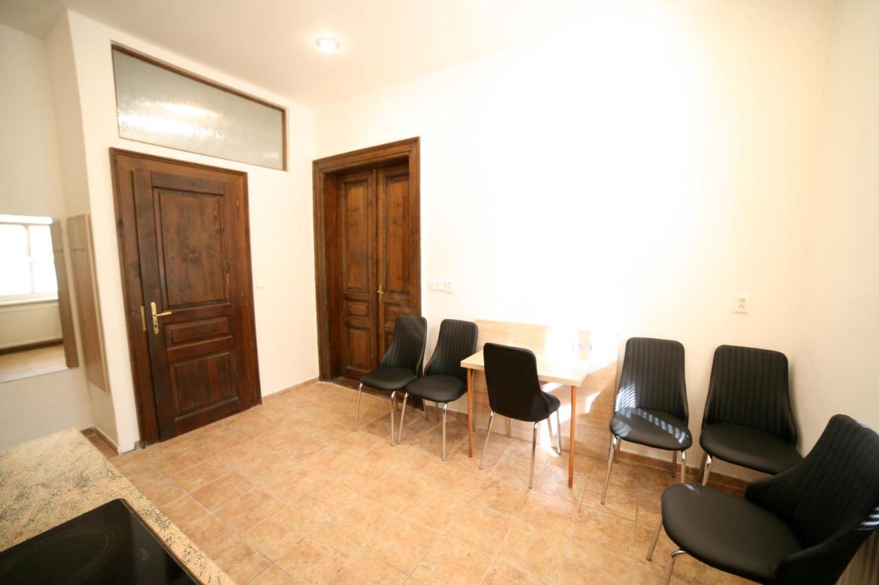 Hotel Leon Praag Buitenkant foto