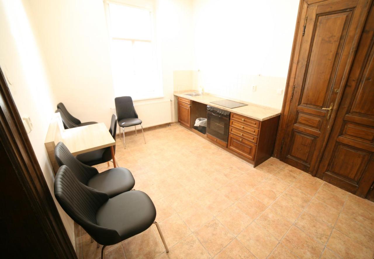 Hotel Leon Praag Buitenkant foto